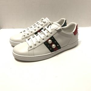Women Gucci Ace studded size 38/8